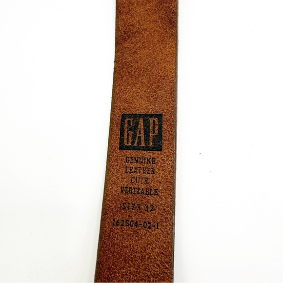 Gap Classic Brown Leather Belt With Square Brads Buckl, Size 32 - Picture 4 of 8